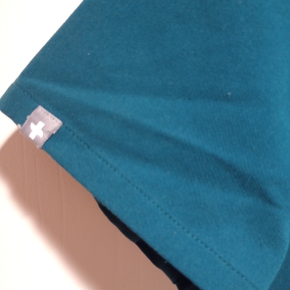 Figs Teal Women's Top - Picture 4 of 6